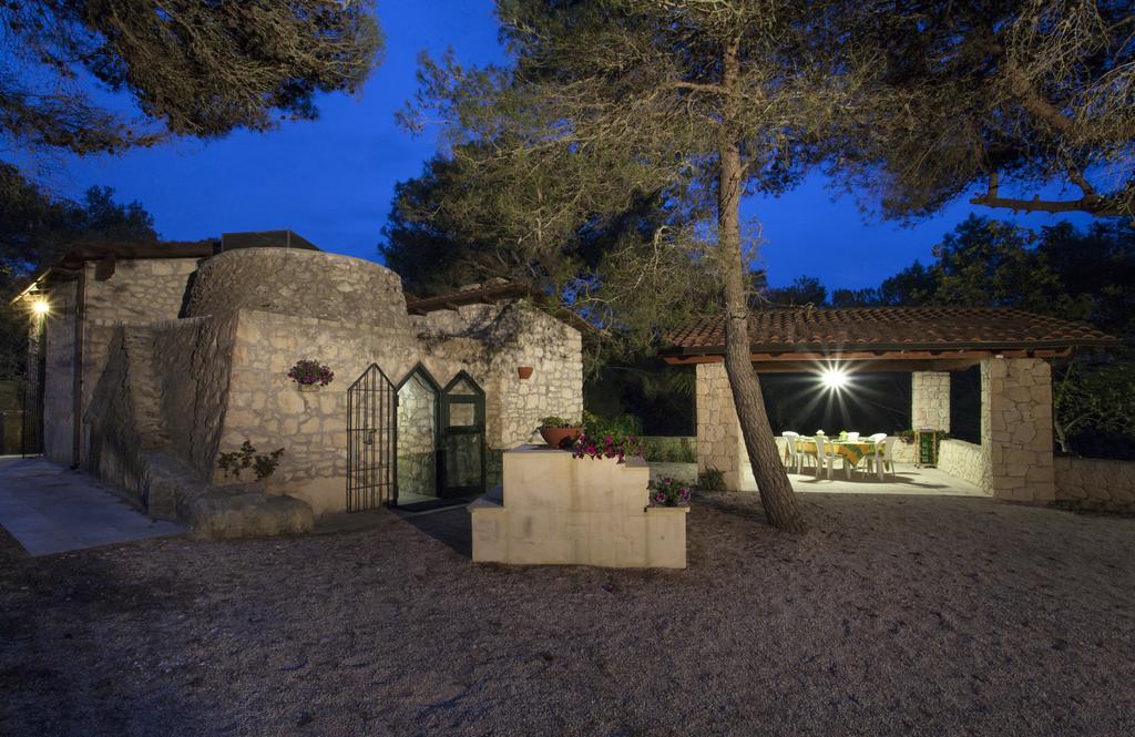 Villa Trullo In The Wood à Nardò Extérieur photo